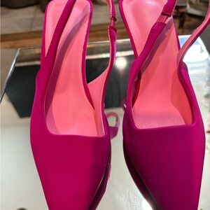 Elegant Fuchsia Slingback Heels